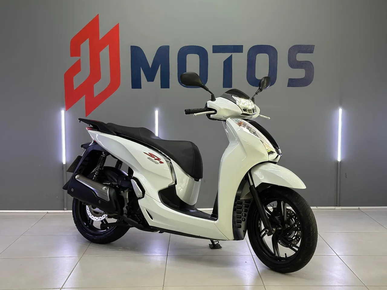SH 300i Sport 2020 16.000 Km