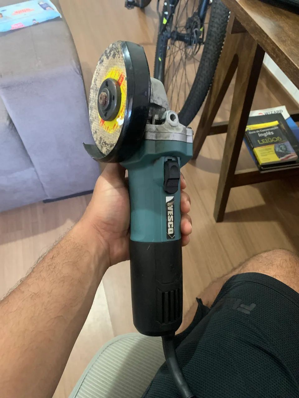 Esmerilhadeira Angular Wesco 750w 60HZ - Foto 2