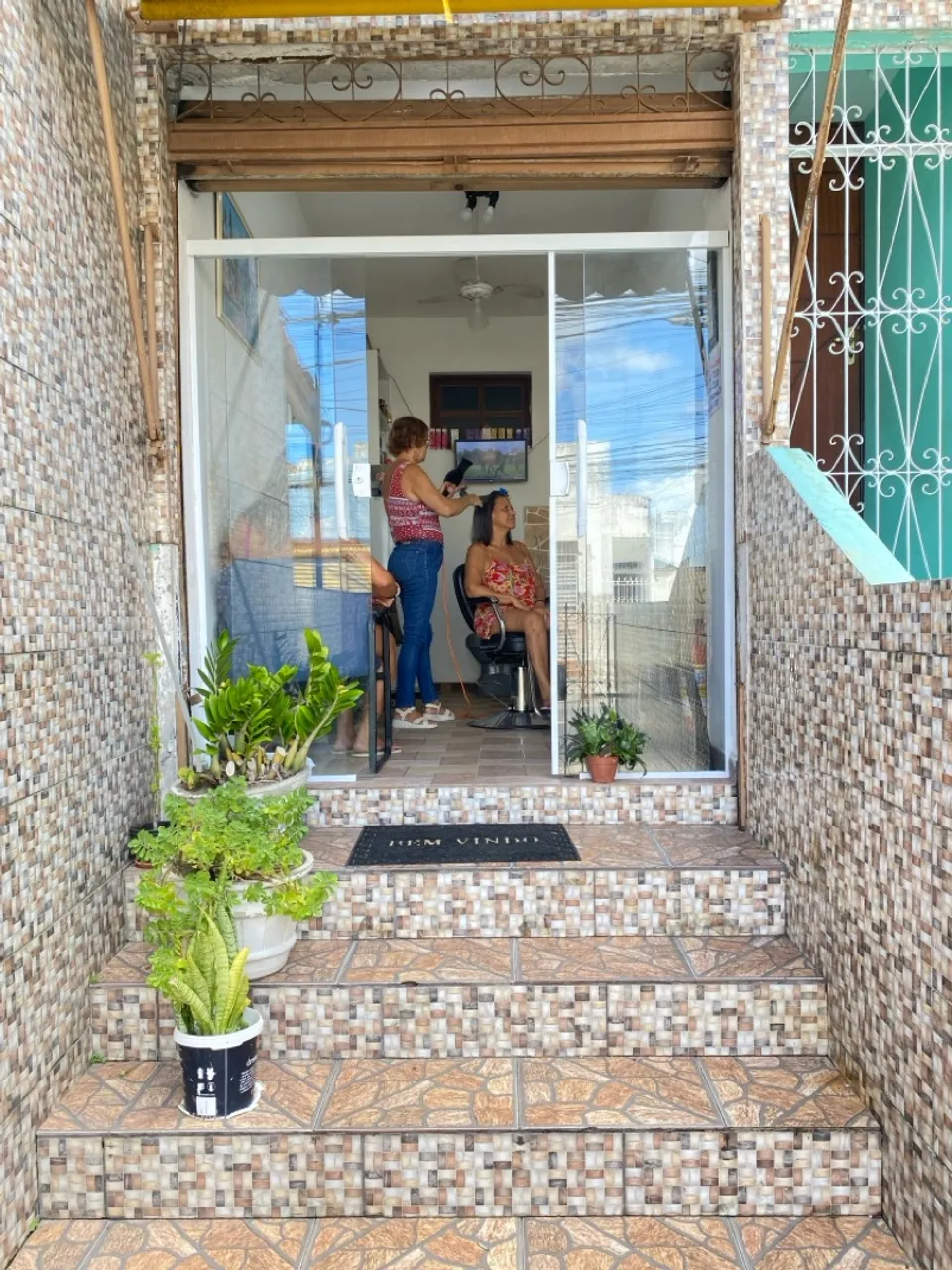 Passo Ponto Salão de Beleza Com Tudo e com clientela