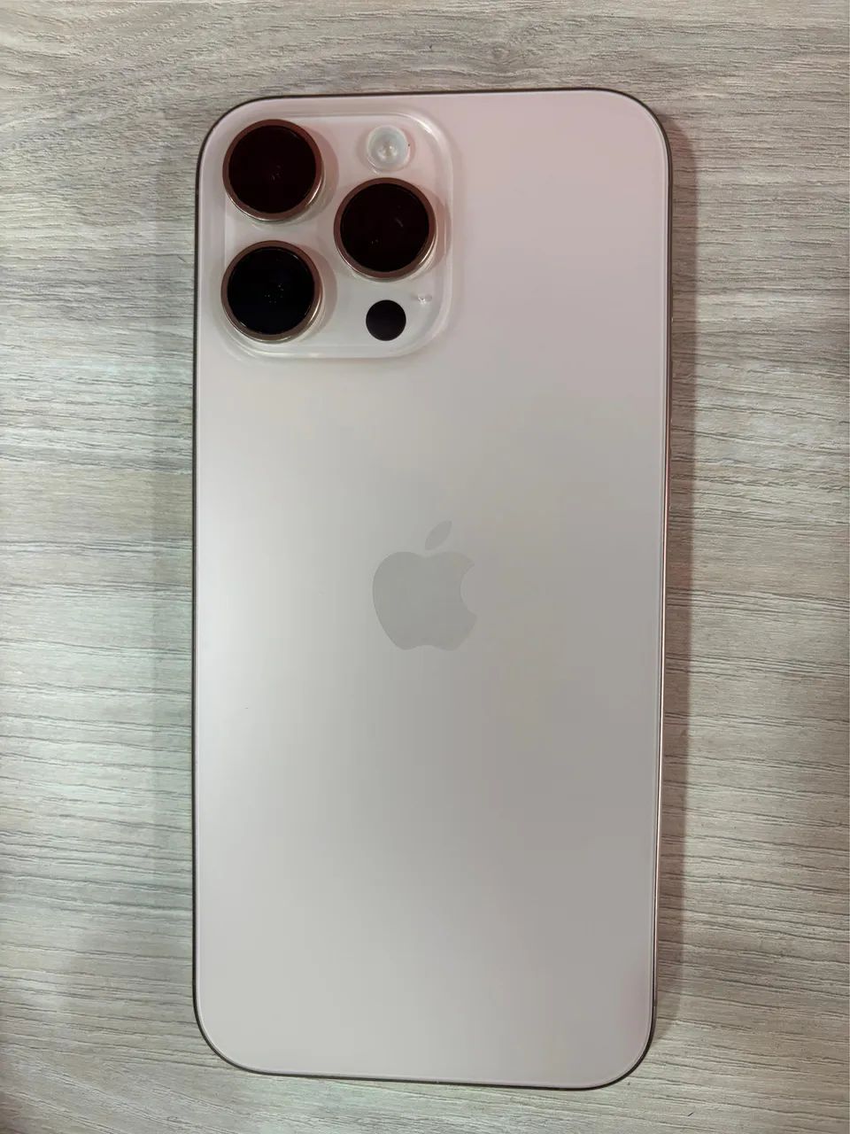 iPhone 16 pro max 256gb - Celulares e Smartphones - Guará II