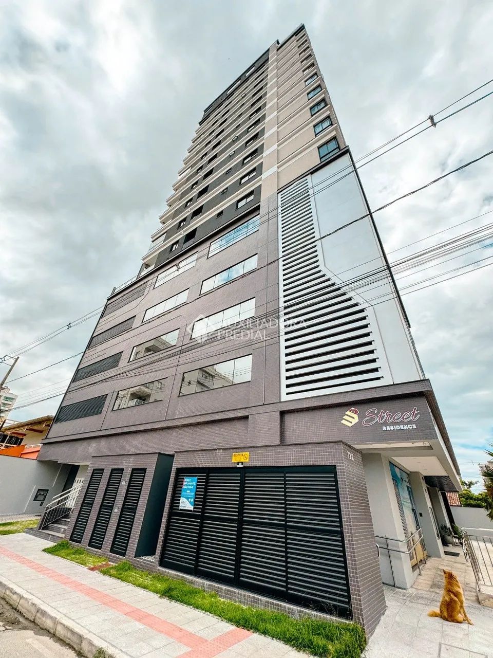 Apartamento novo com 3 suítes e sacada com churrasqueira - Foto 2