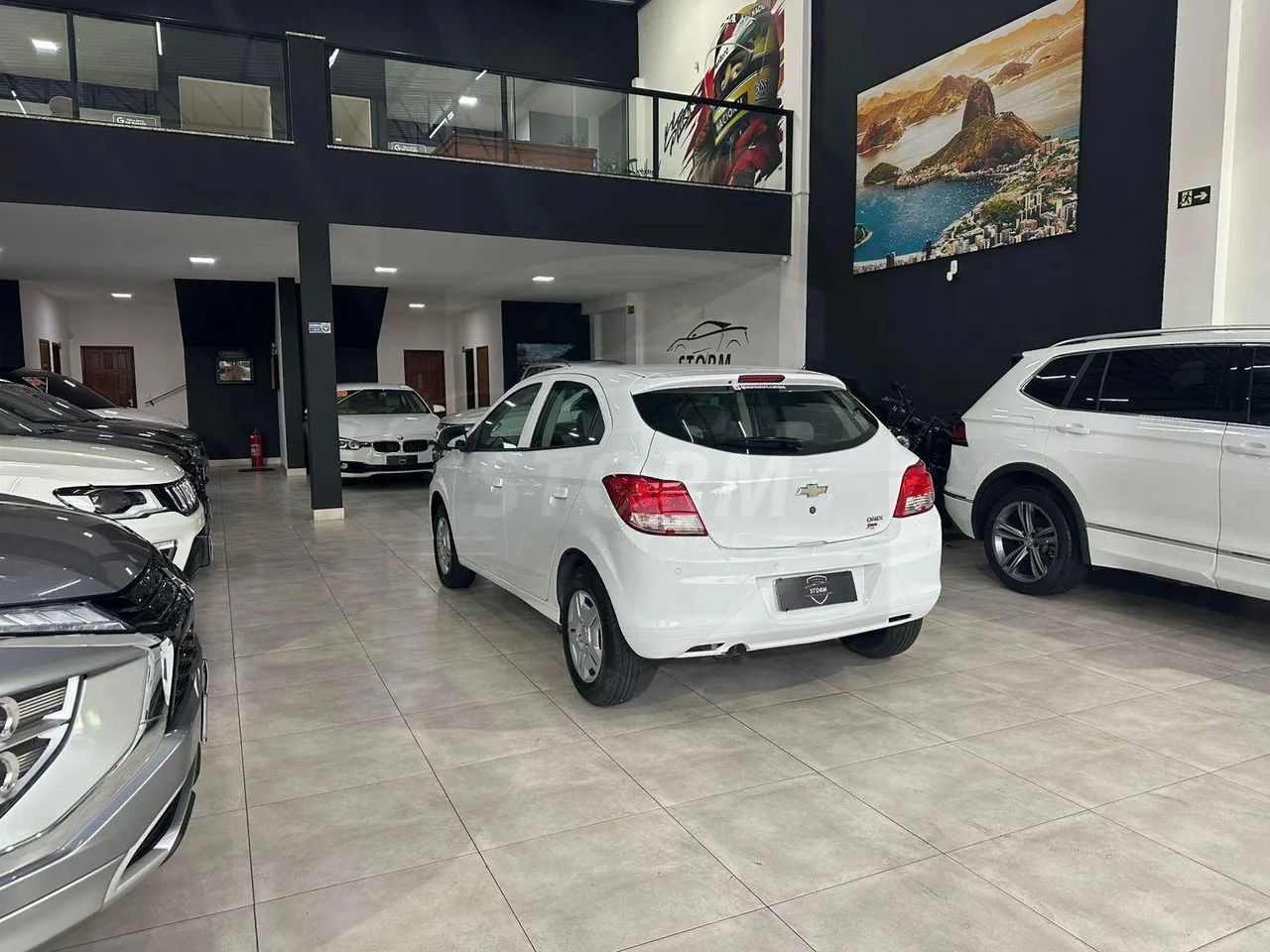 ONIX HATCH LS 1.0 8V FLEXPOWER 5P MEC. BRANCA 2016/2016 - Foto 4