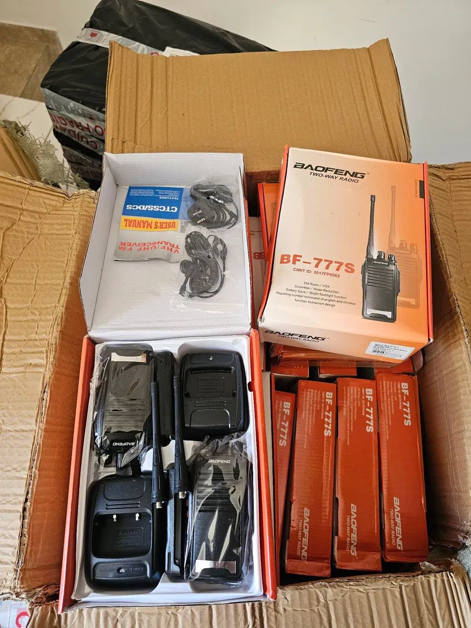 Rádios Comunicadores Baofeng BF-777S