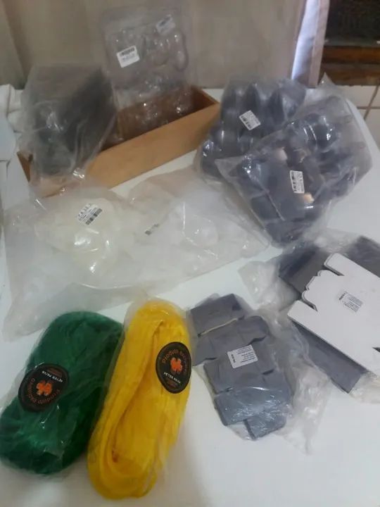 KIT DE MATERIAIS E EMBALAGENS PARA ARTES EM GERAL. EMBALAGENS NOVAS.