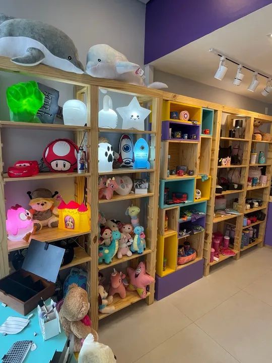 Conjunto de móveis e prateleiras para loja - Foto 6