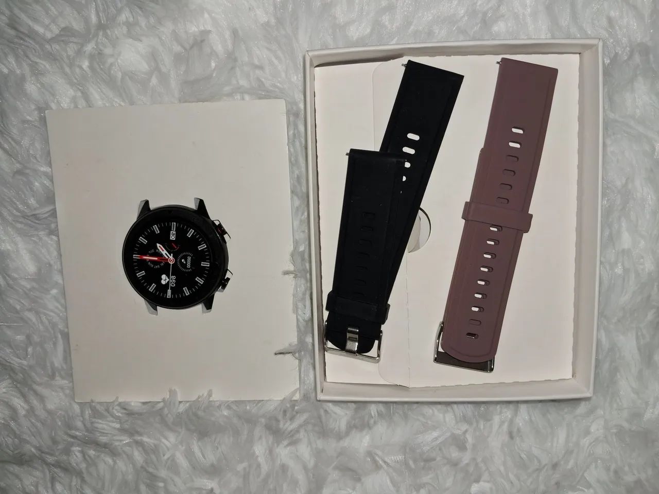 Smartwatch com 2 pulseiras