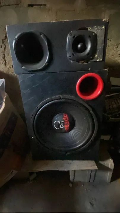 Caixa de som funcionando 