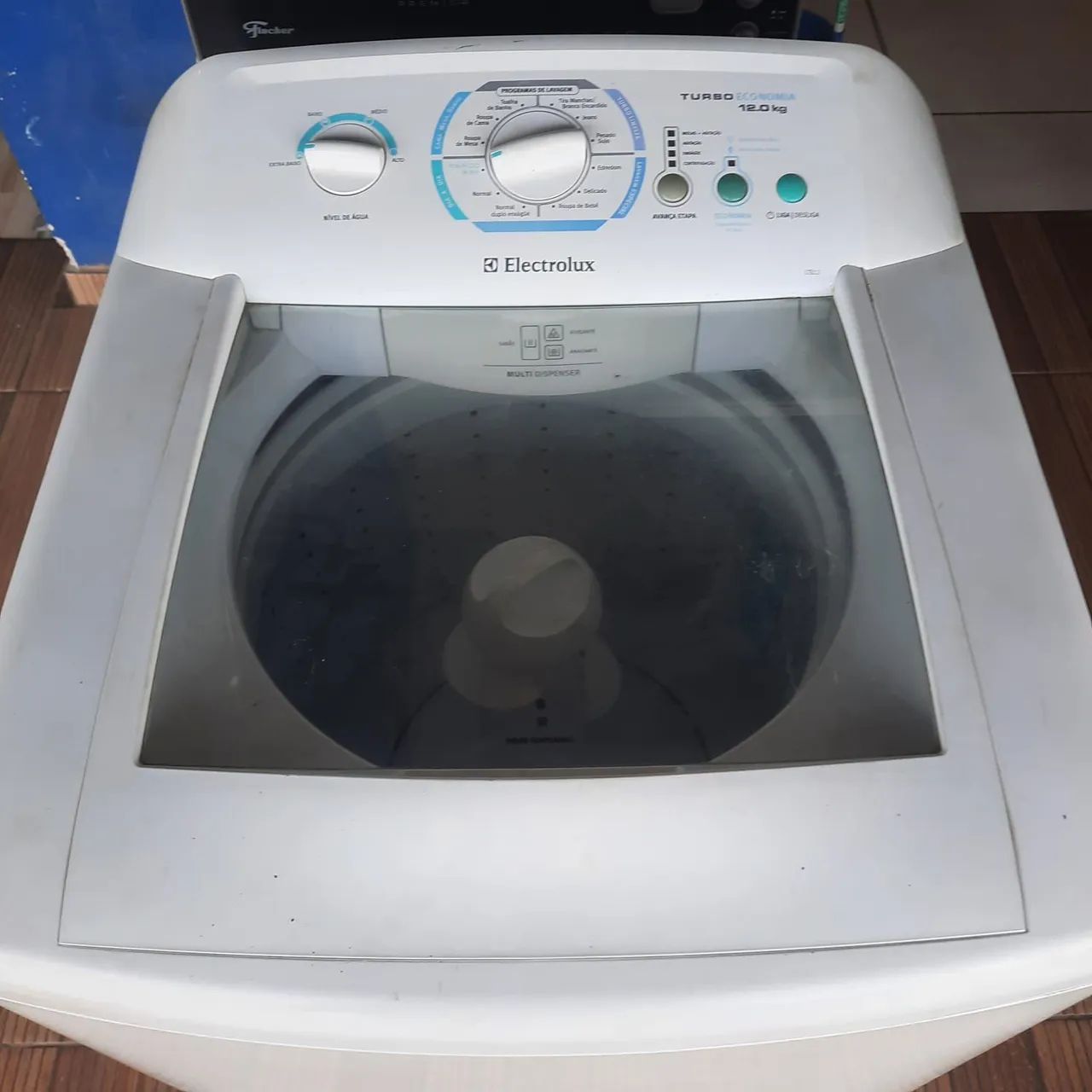 Máquina de Lavar Electrolux 12kg Turbo