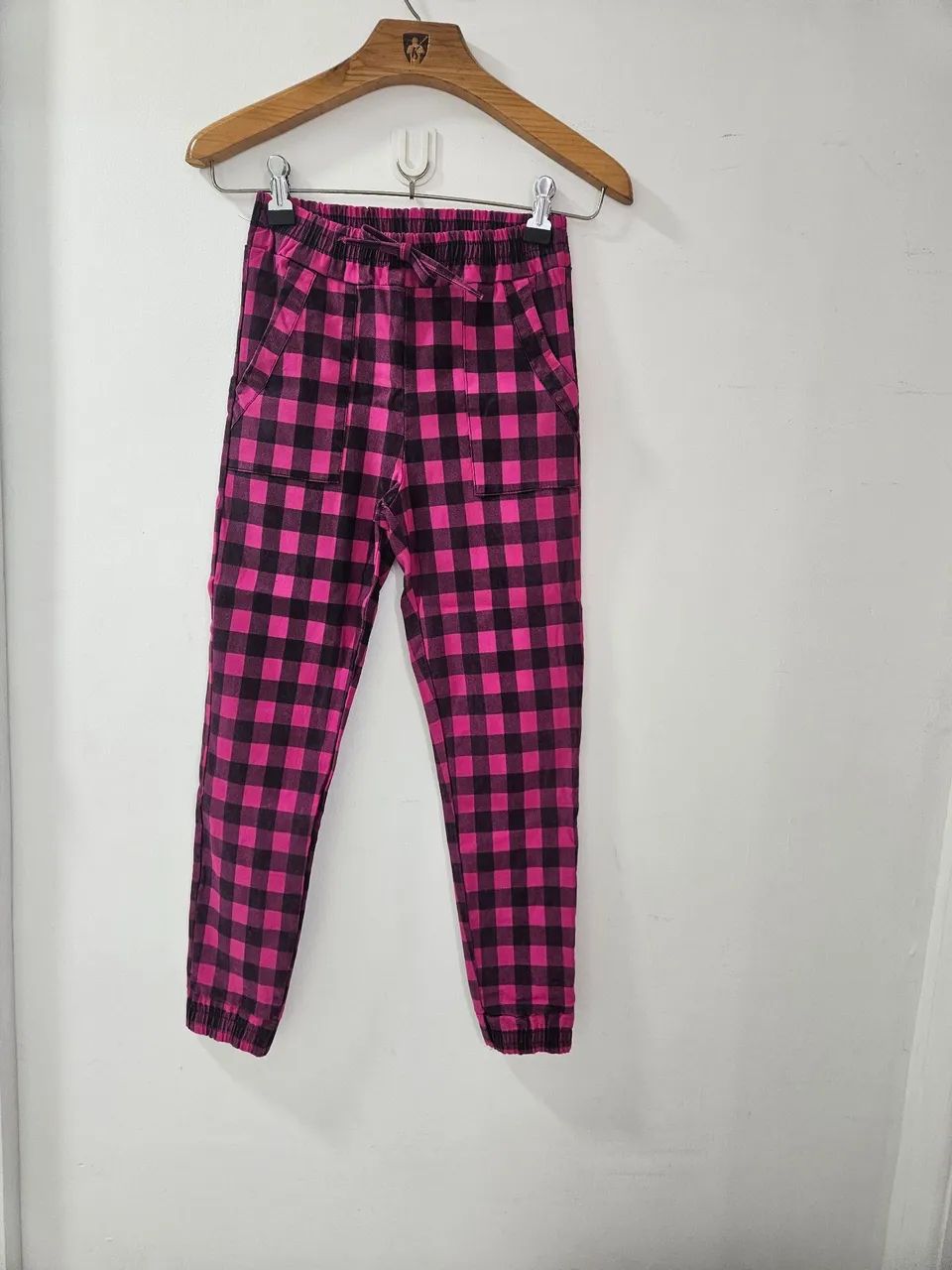 Calça xadrez tam M semi nova 