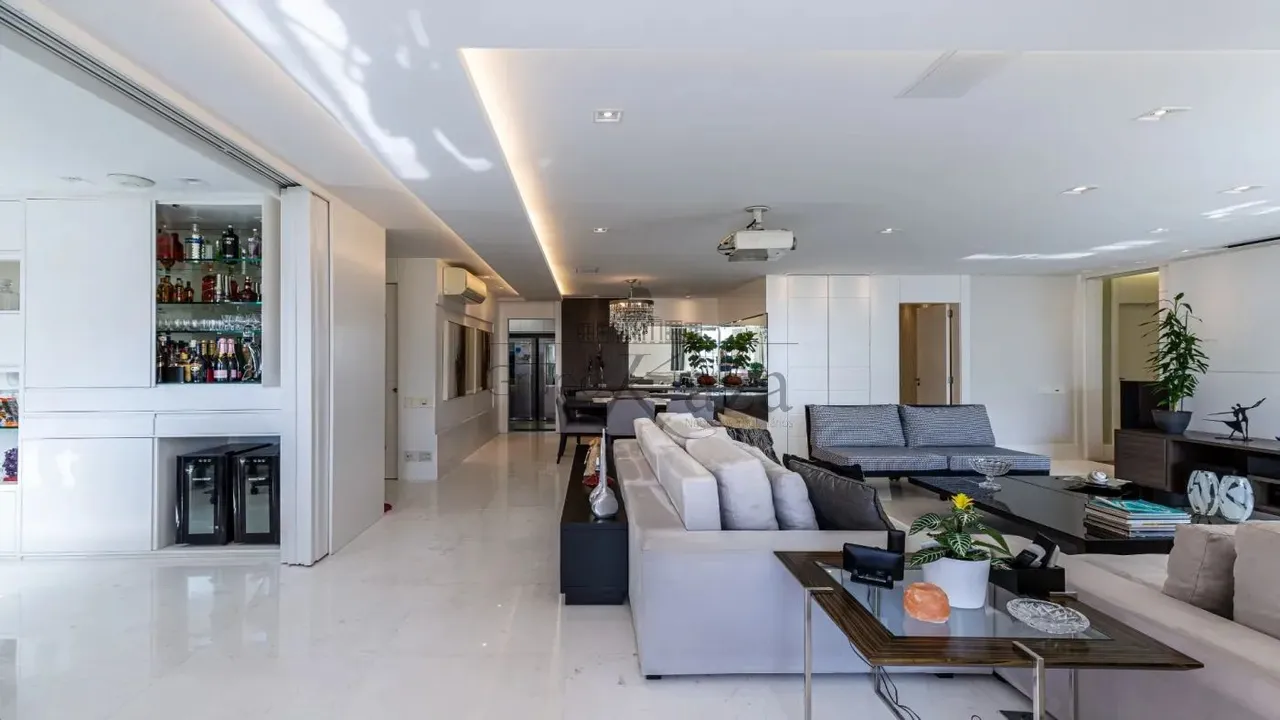 Apartamento - Higienópolis - 3 Suítes - 197m².