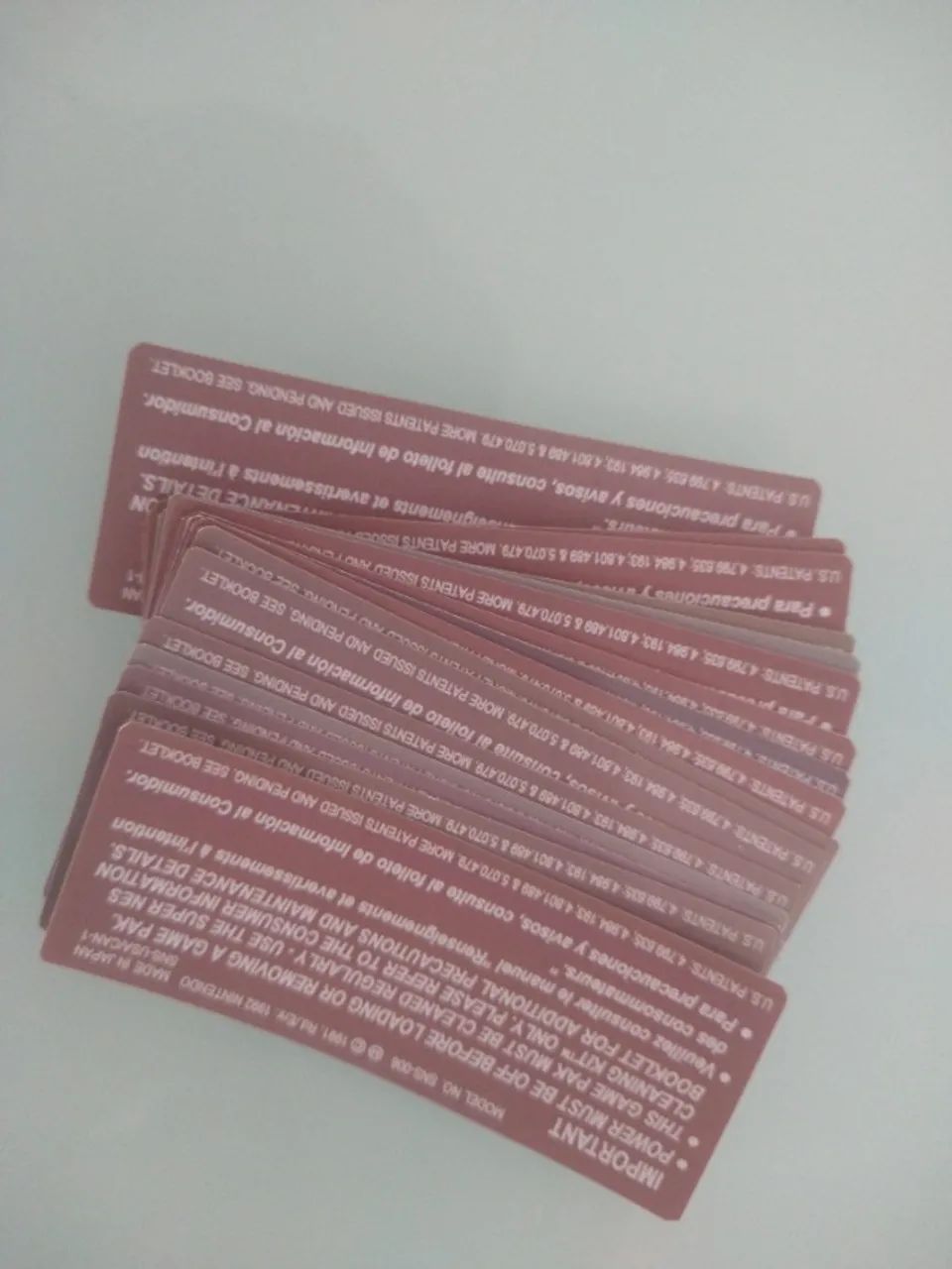 lote com diversas labels frontais e traseiras para cartuchos de n64, snes, mega drive - Foto 3