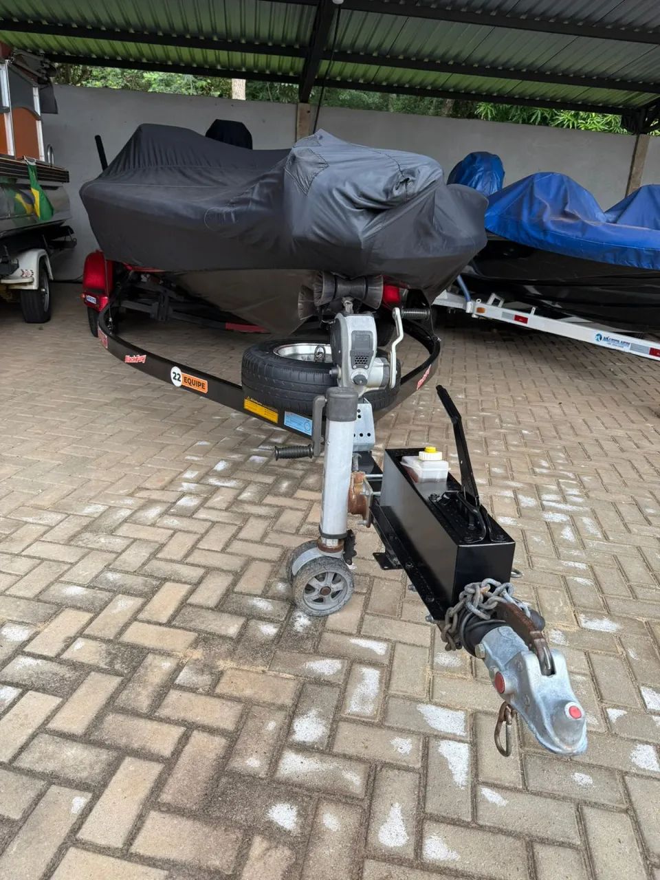 Lancha mega bass preta - Foto 2