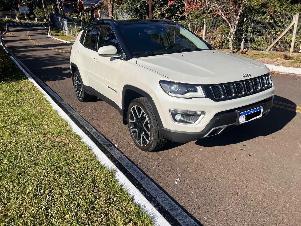 Jeep compass LIMITED 2.0 Diesel 4x4 (com teto)  - Foto 2