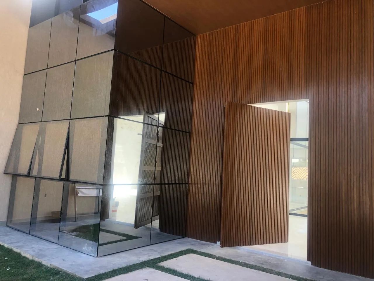 ACM or aluminum Lambri ripado swing door64573572436994122