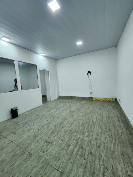 Aluga-se 300 m²  próximo a bola da suframa! - Foto 4
