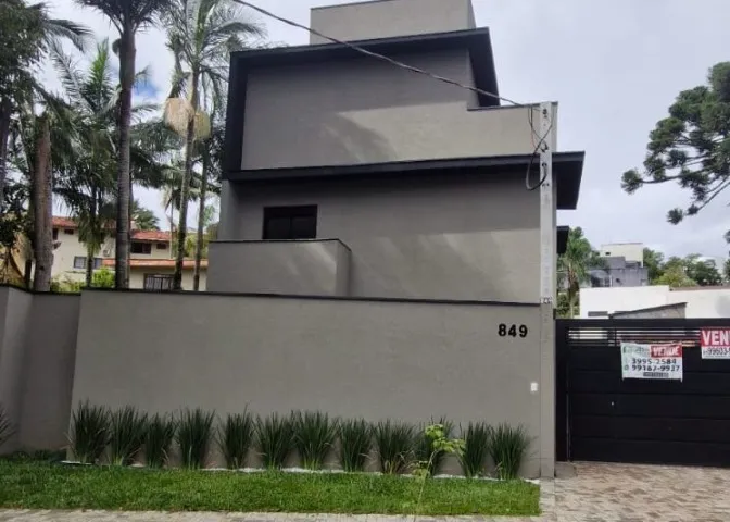 Sobrados novos BARATOS E MUITO PERTO DO BARIGUI!