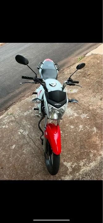 Honda CG 150 - Branca - 2015