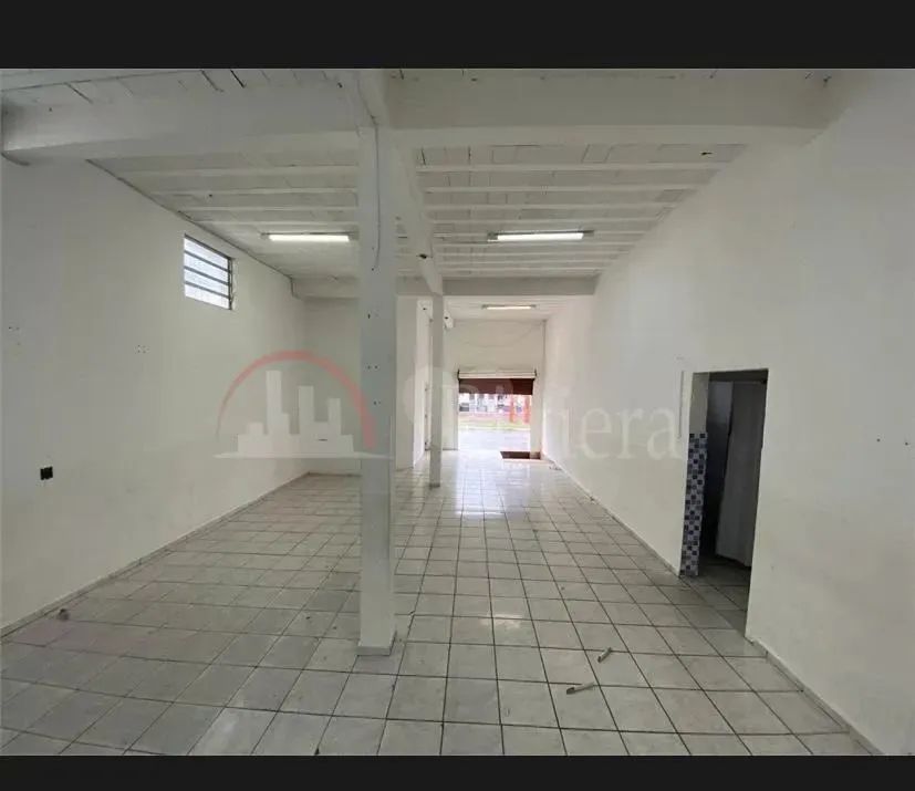 OPORTUNIDADE: Salão comercial para locação em São Sebastião-SP, no bairro Topolândia, com 