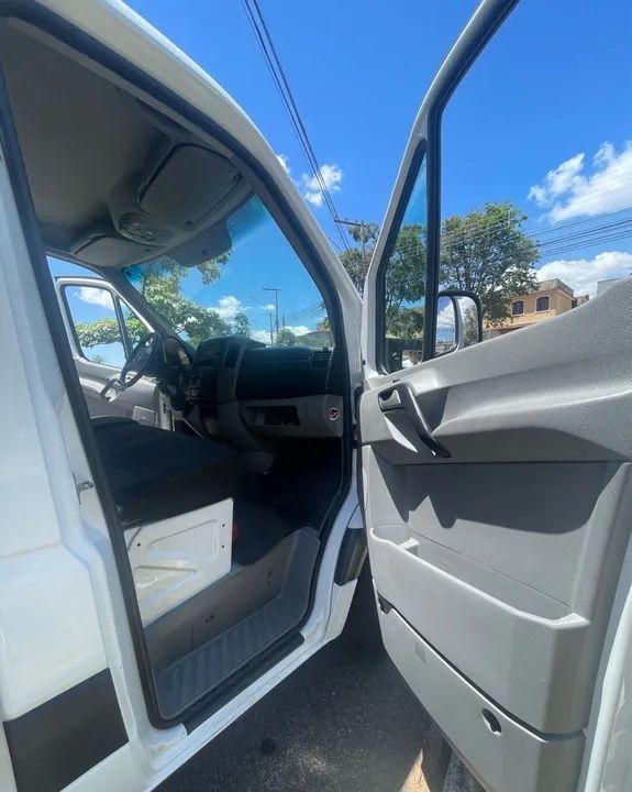 Sprinter 415 L 2.2 baú 2017/2018 - Foto 10