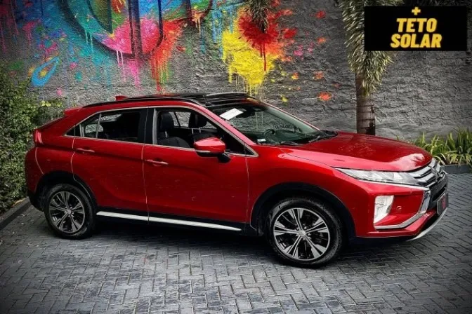 Eclipse cross1.5 turbo com teto solar, Impecável