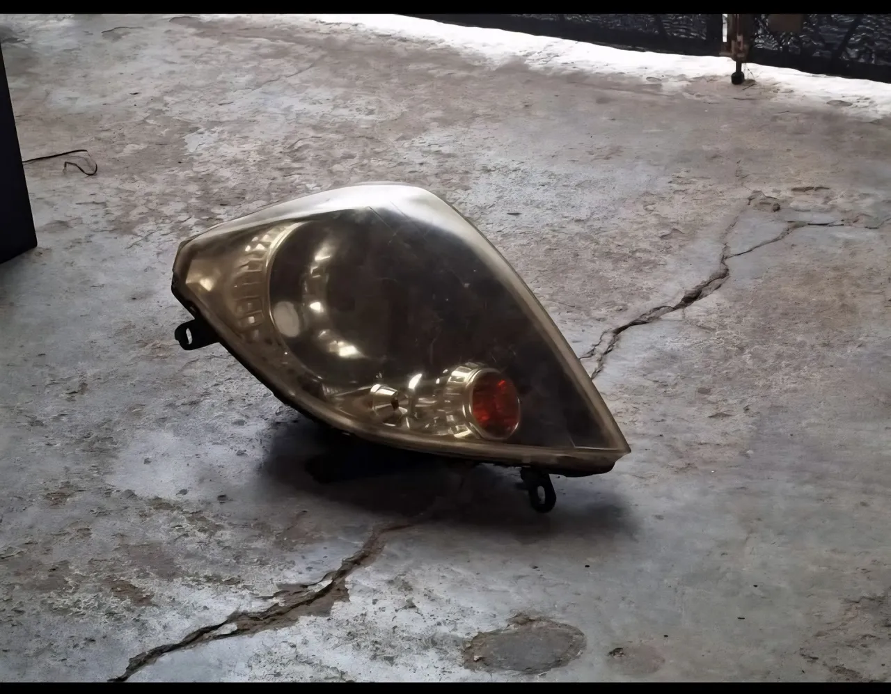 Farol Automotivo - Peça de reposição