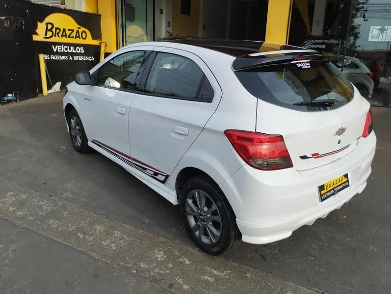 CHEVROLET ONIX 1.4MT EFF 2015 - Foto 4