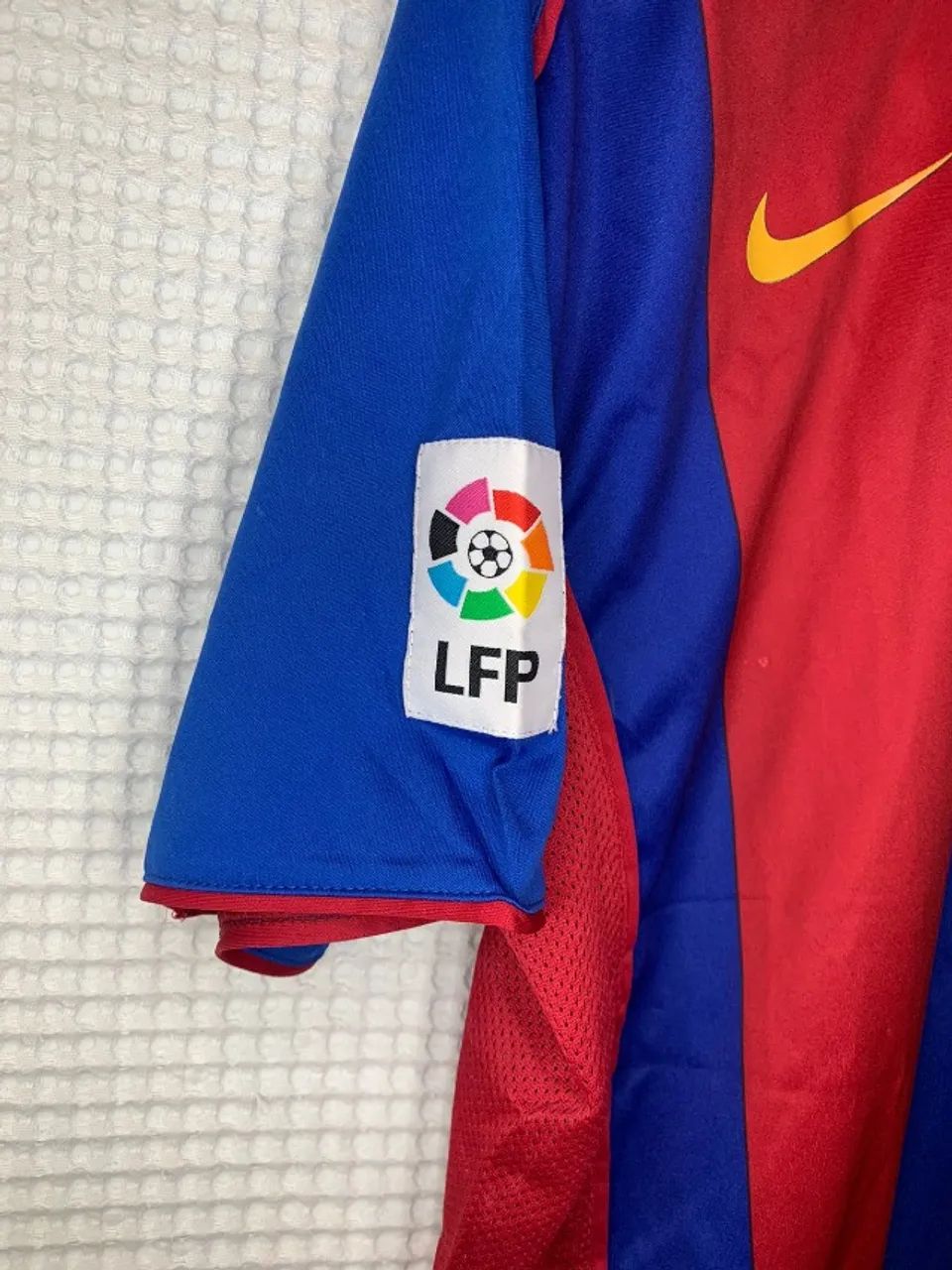 Camisa Bracelona - ESP Ronaldinho 10 2004 Home Adulto - Nike - Foto 4