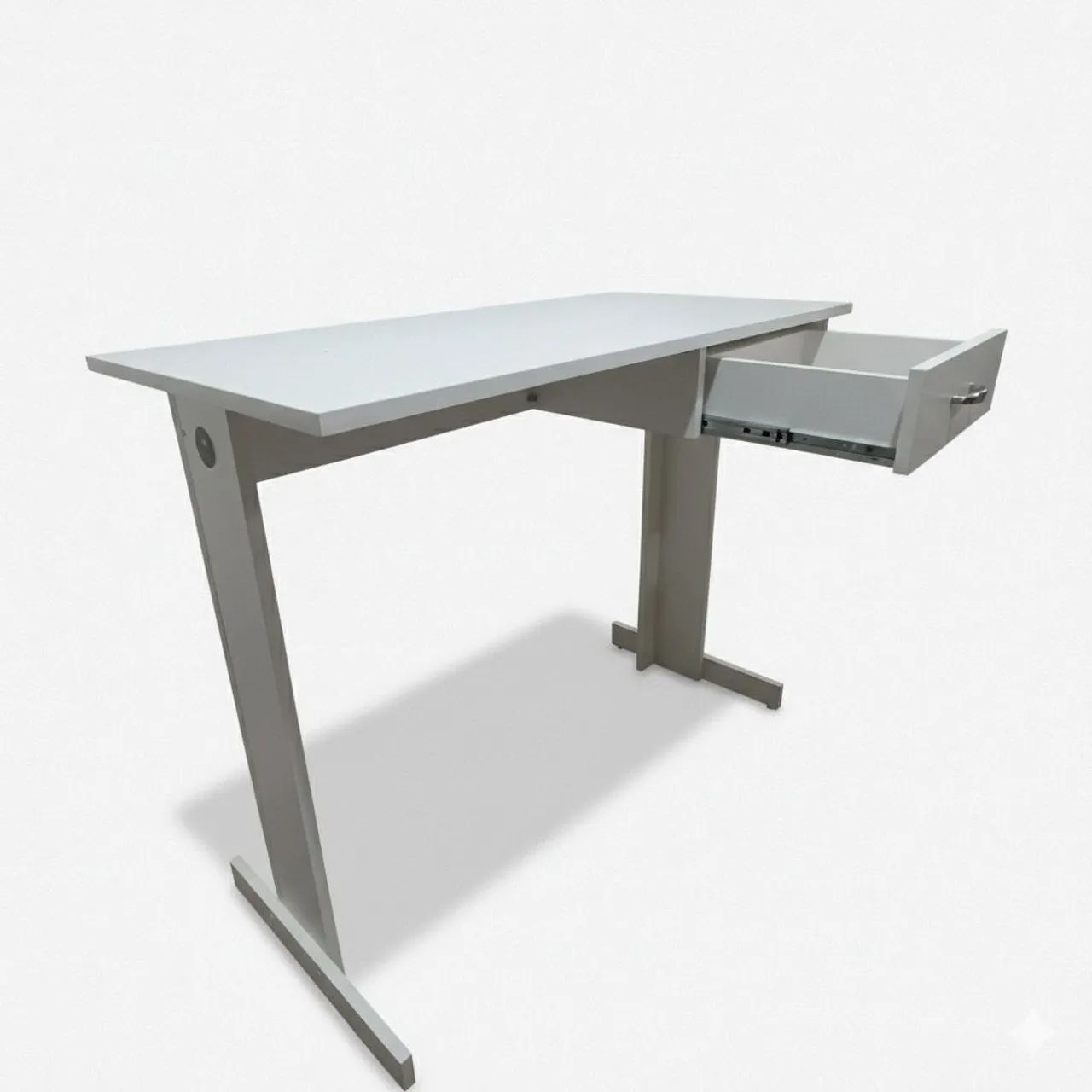 Mesa com uma gaveta - Foto 3