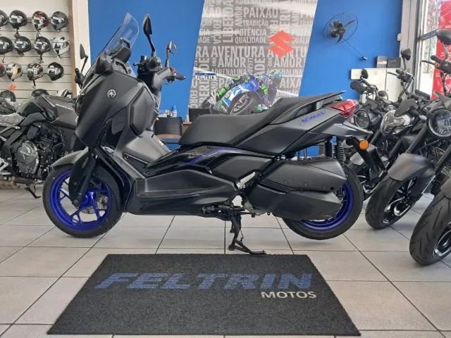 YAMAHA XMAX 300 CONNECTED ABS