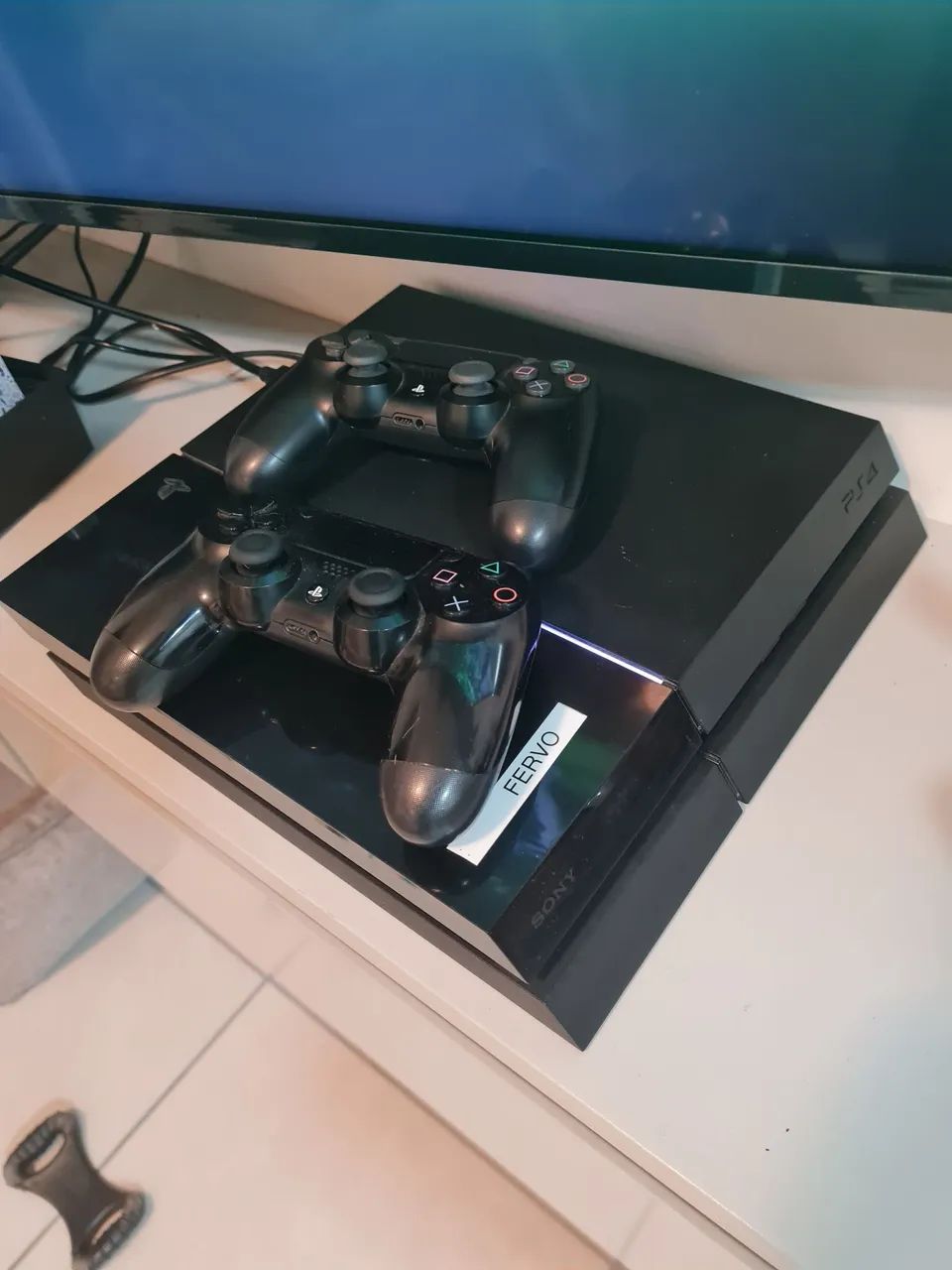 Playstation 4 1 Tb SSD 2 controles - Foto 2