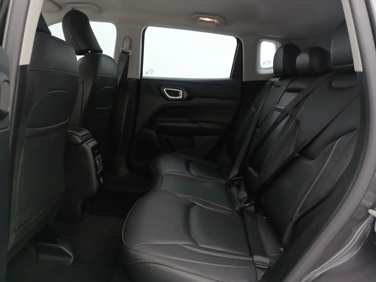 Jeep Compass LONG. T270 1.3 TB 4x2 Flex Aut., foto 17 de 18