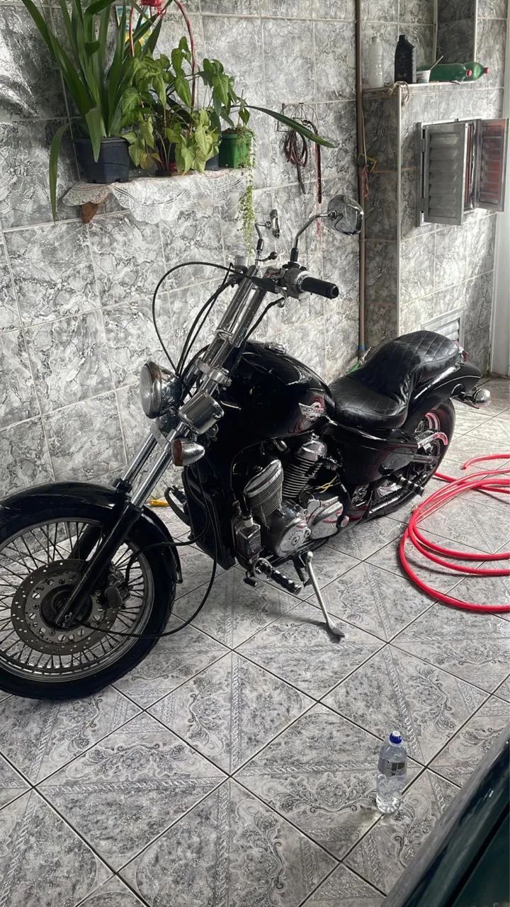 Honda Shadow 600 VT - Foto 2