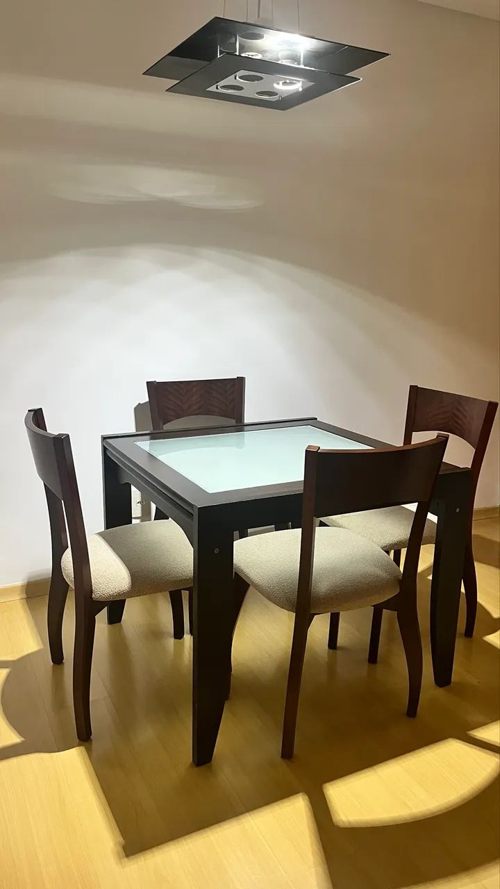 Cadeira madeira maciça - oportunidade 