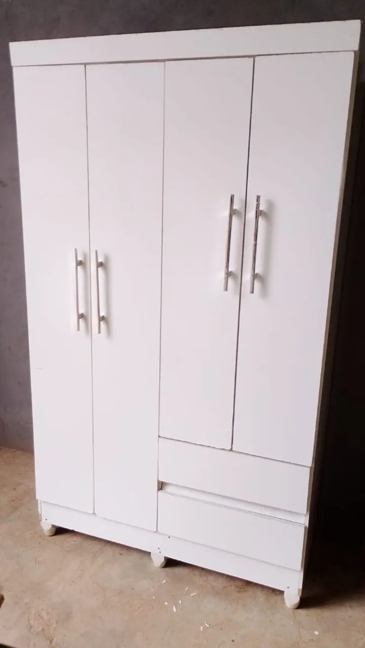 Guarda roupa USADO incluso entrega 
