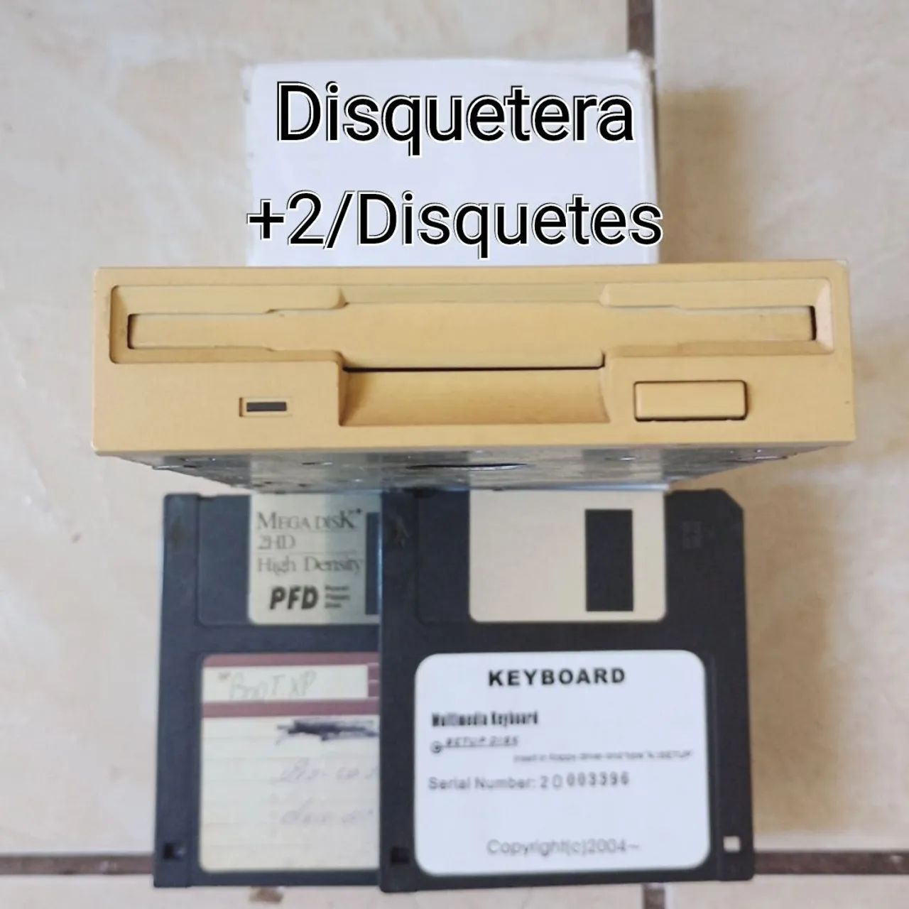 Disquetera+2/Disquetes ( Para Colecionadores )