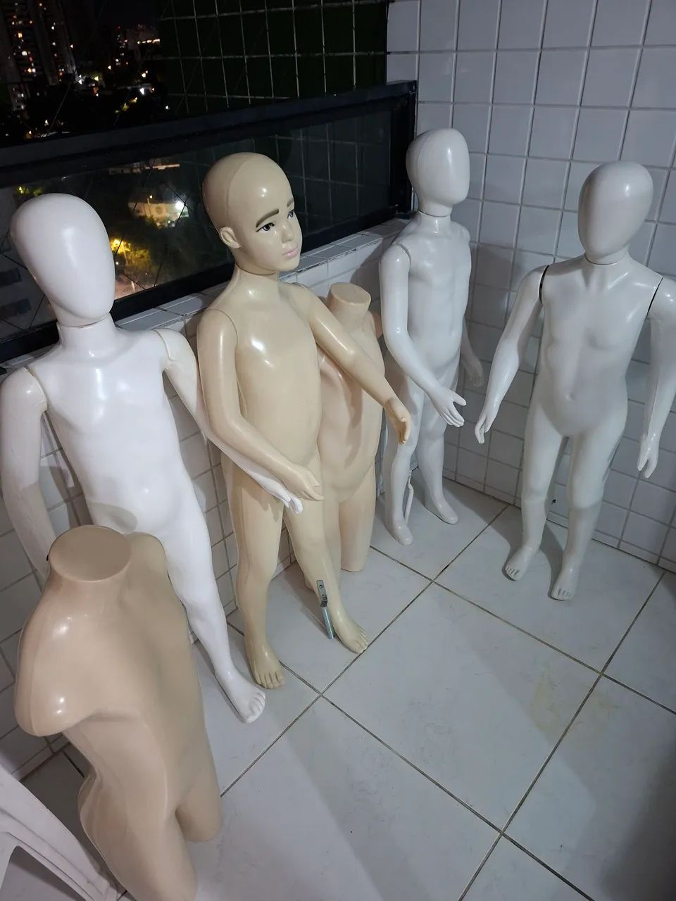 Manequim infantil 