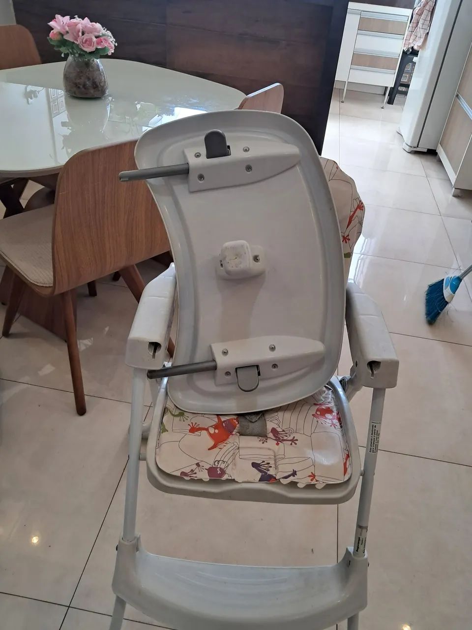 Cadeirinha de Alimentação Para Bebê Burigotto - Foto 4