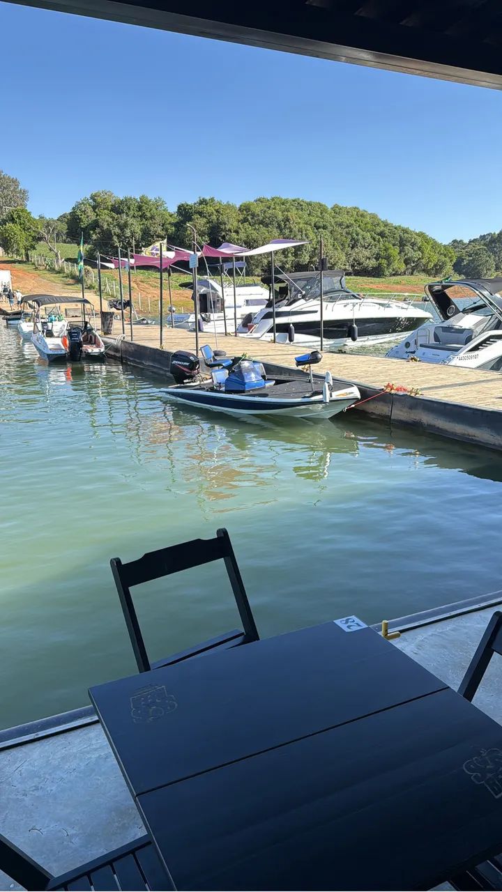 Bassboat