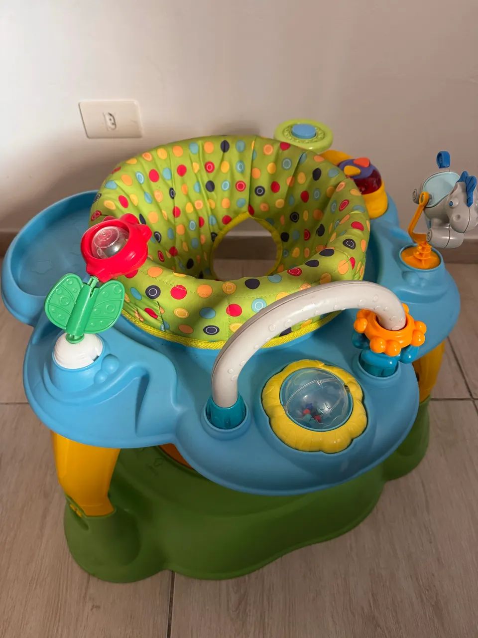 Centro de atividades para bebê em excelente estado  - Foto 3