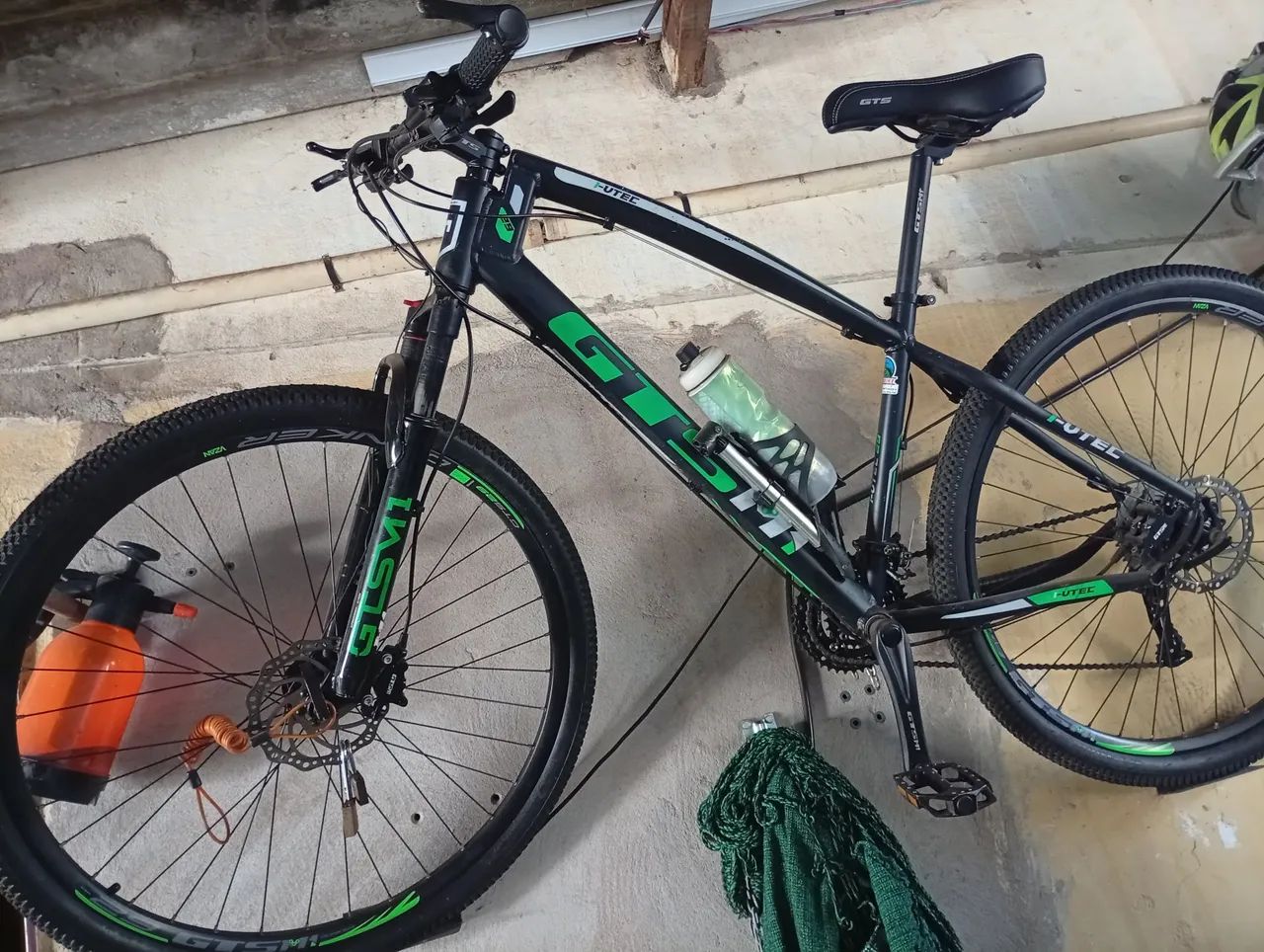 Vende bike GTS 2000 reais  - Foto 2