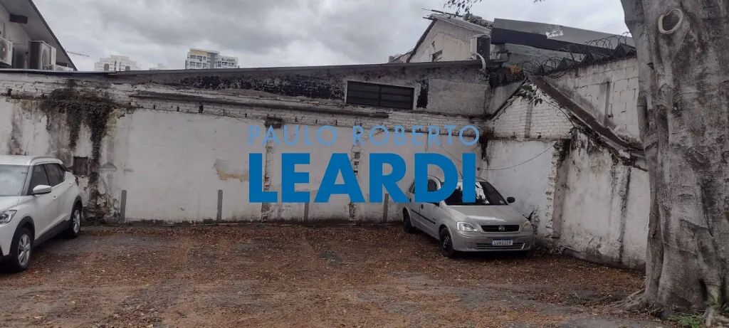 TERRENO - PINHEIROS - SP