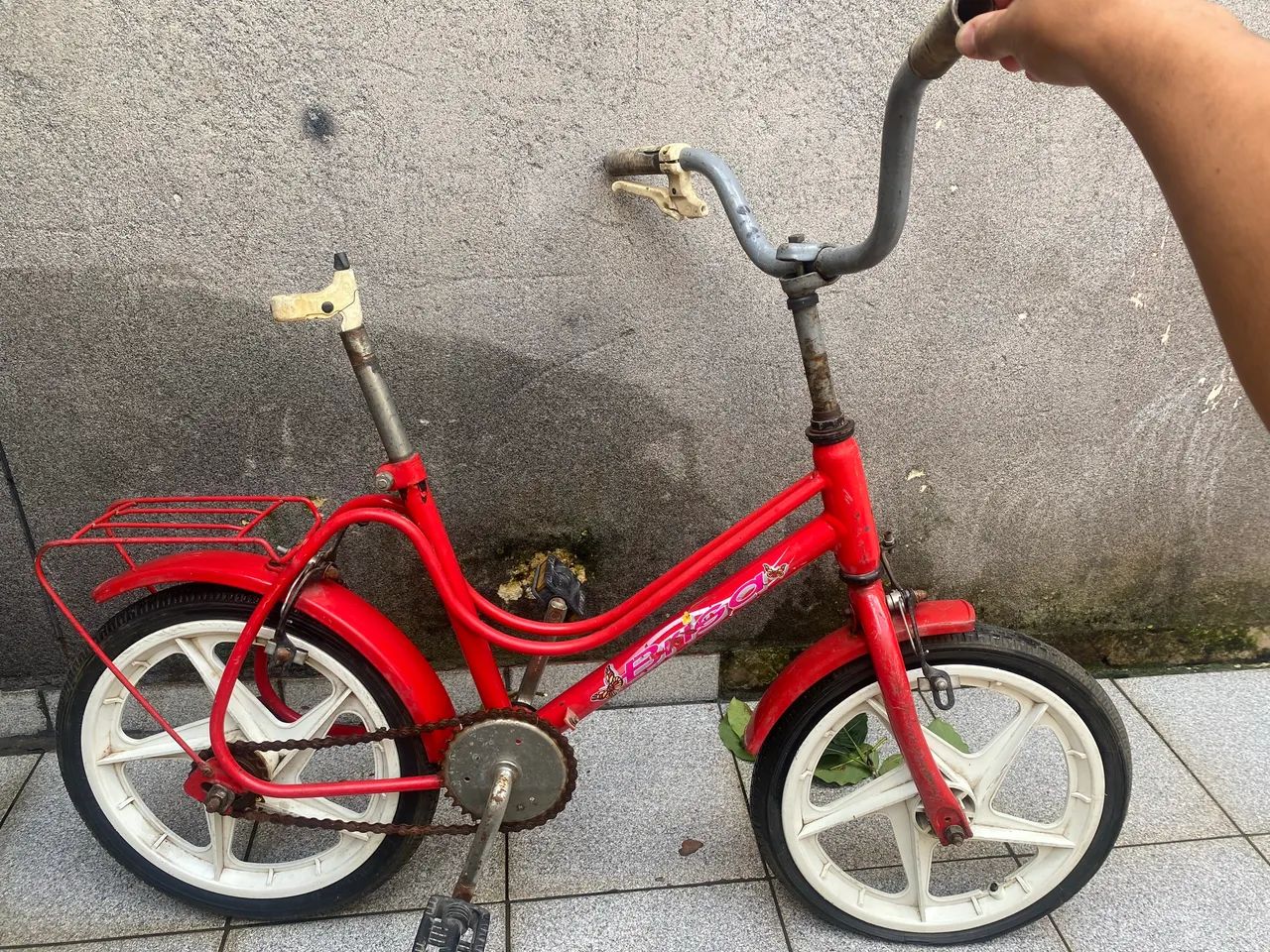 Bicicleta infantil com detalhe