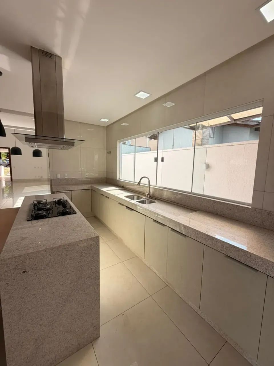 Térrea para aluguel com 267 metros quadrados com 3 quartos - Foto 5