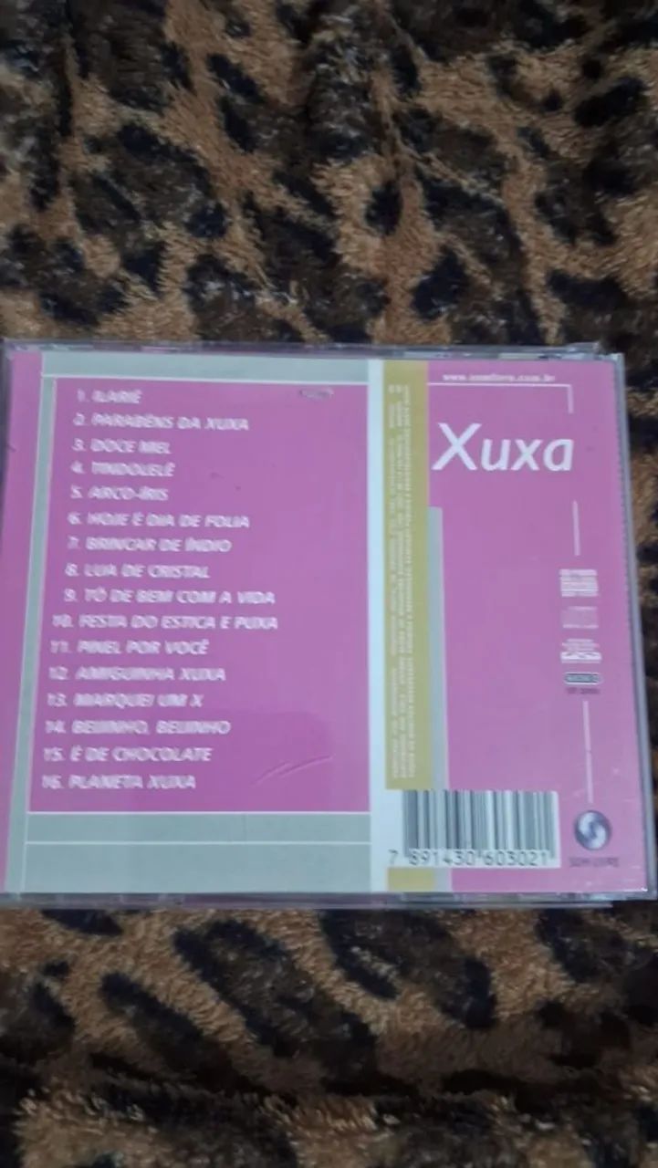 Cd da xuxa Pérolas ótimo estado  - Foto 2