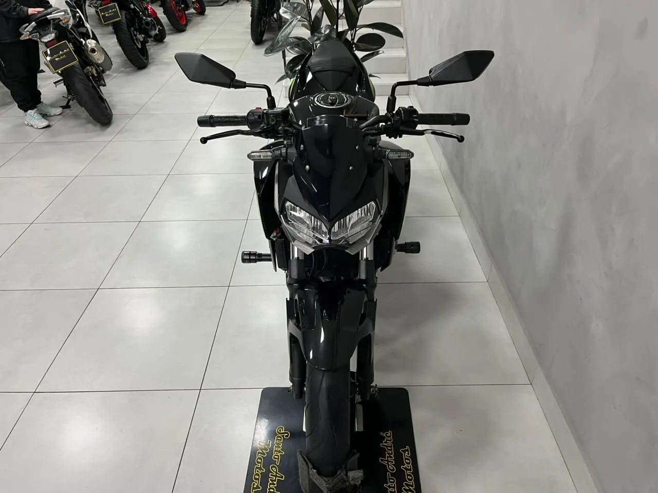 Kawasaki Z 400 - Foto 5