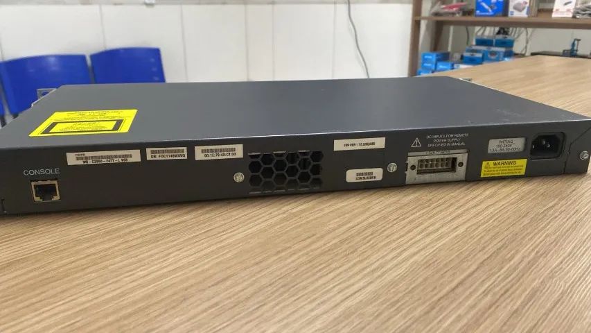 SWITCH Gerenciavél CISCO Catalyst 2960 - Foto 4