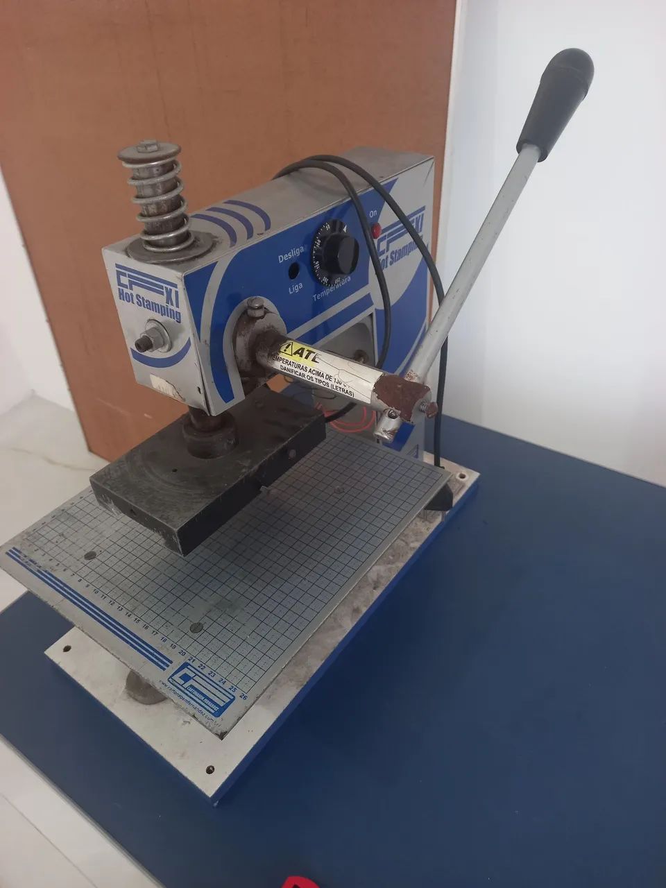 Máquina de gravação hot stamp