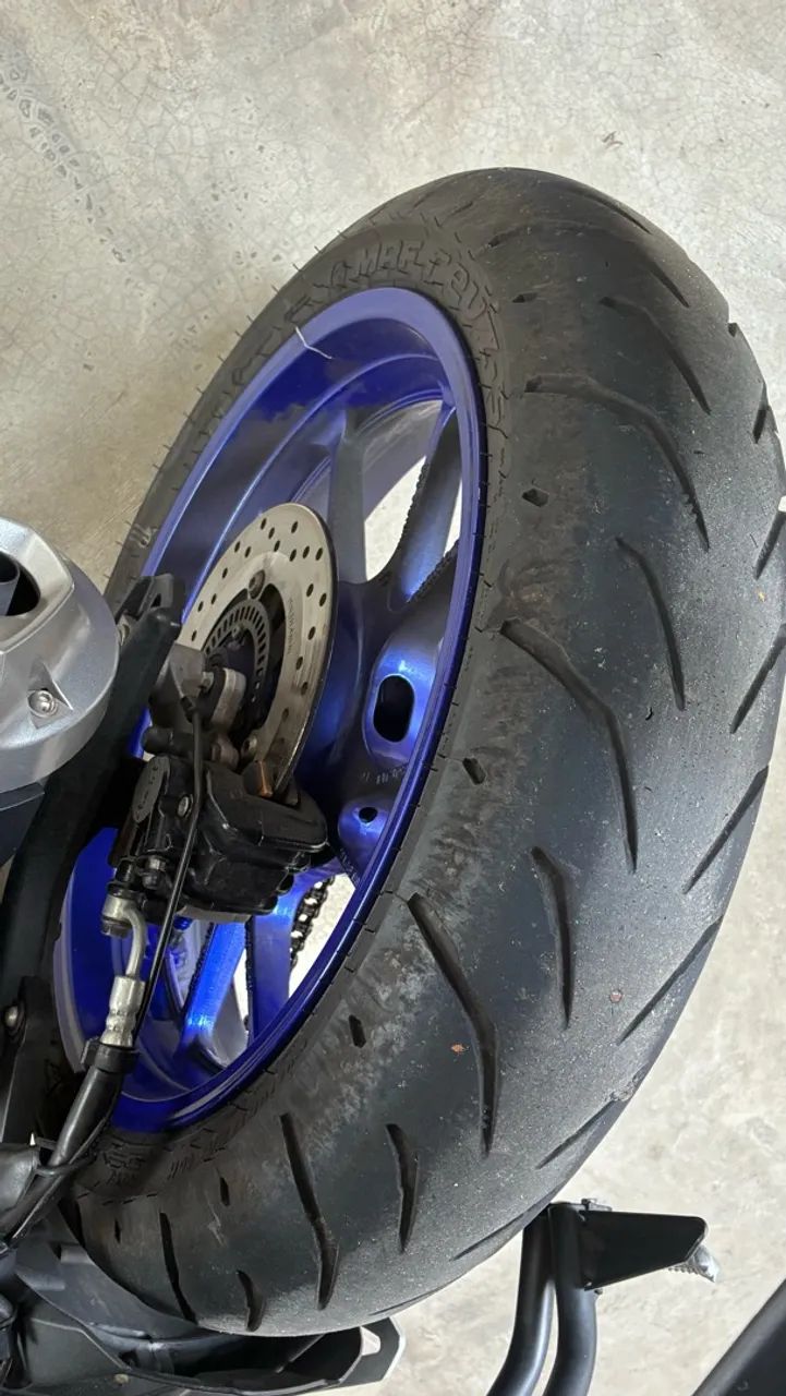 Yamaha R15 2024 - Foto 3