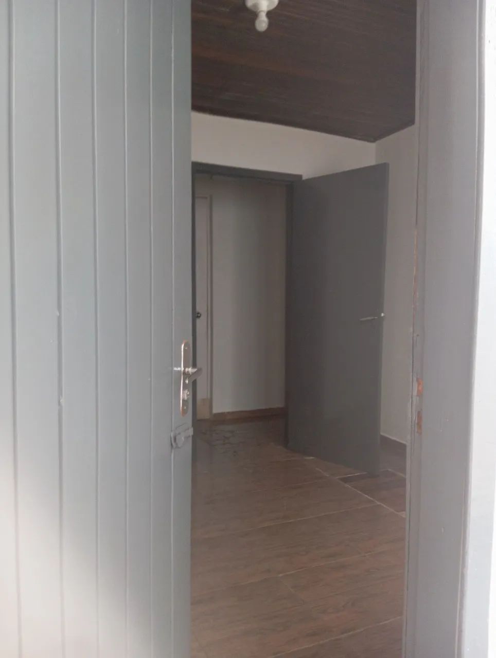 Em uma casa dividida KITNET no centro de Cascavel próximo Havan  - Foto 2