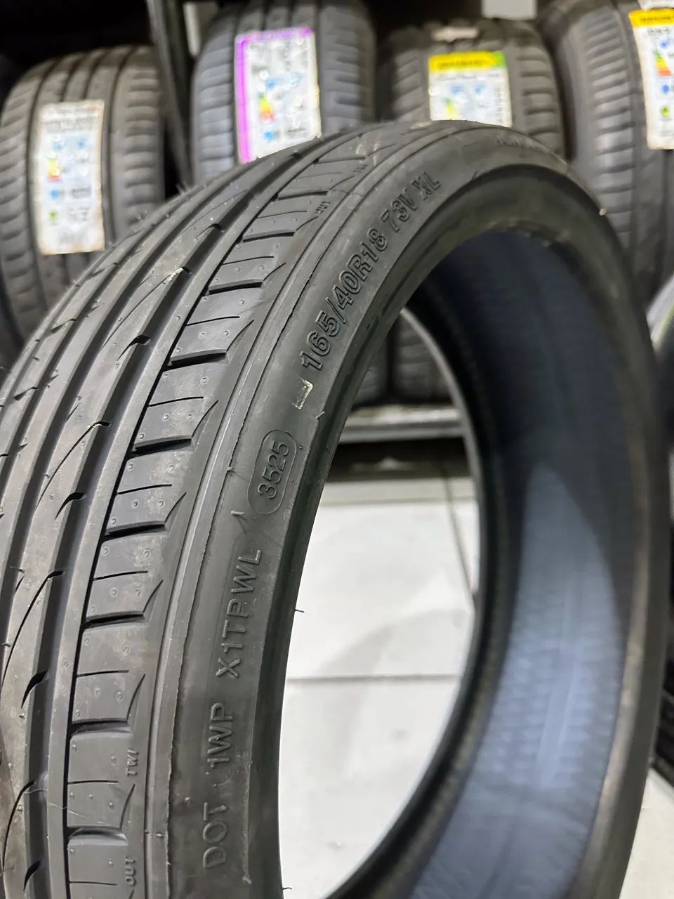 Jg Roda Orbital Aro 18 tala6 4x100 + Pneu 165/40R18 Itaro, TUDO